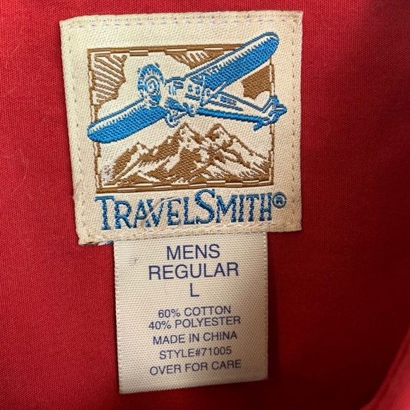 TravelSmith Red Vintage Short Sleeve Button Up Shirt - Picture 3 of 3